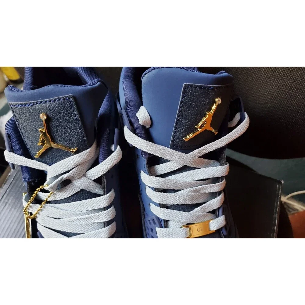 Air Jordan 4 Retro Howard University PE. Size 10